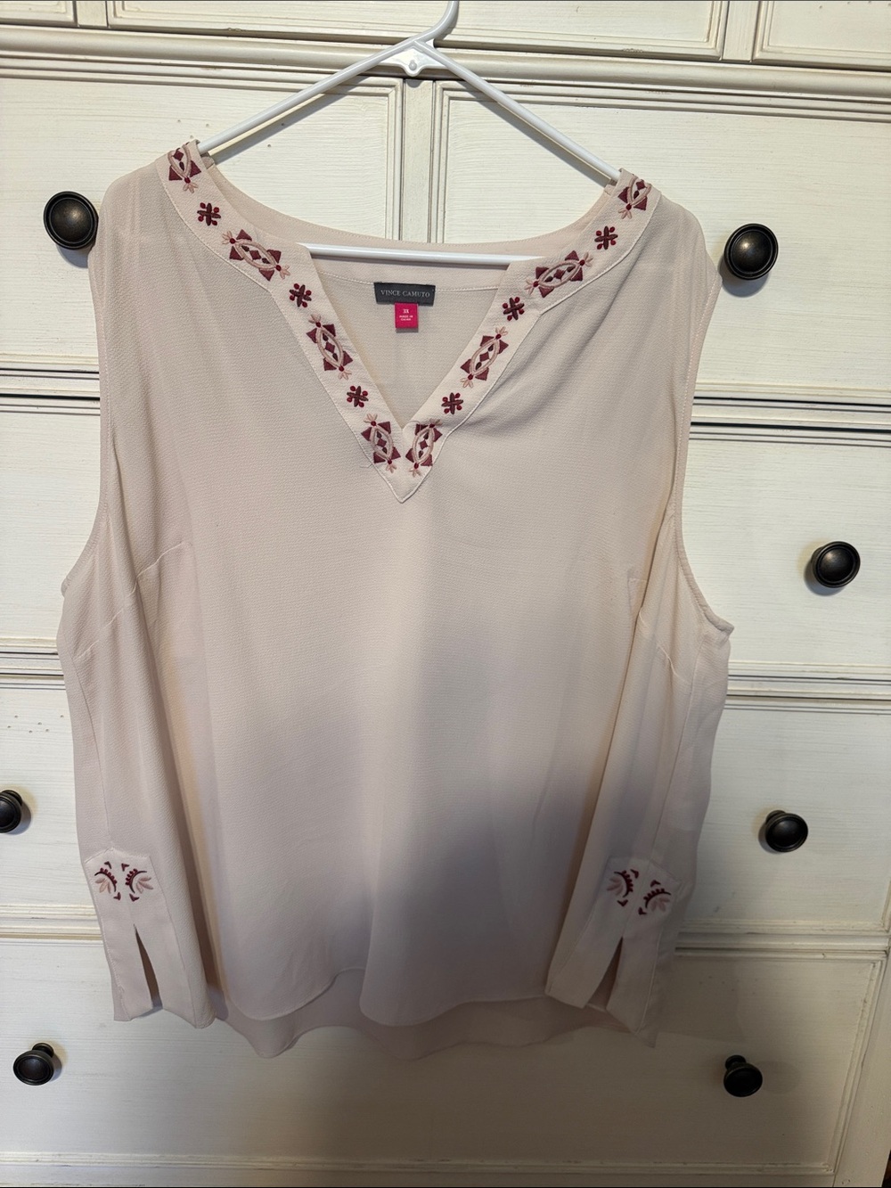 Vince Camuto Blush Pink Sleeveless Embroidered Neck Blouse